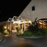 Zum Jaegerkrug Otel