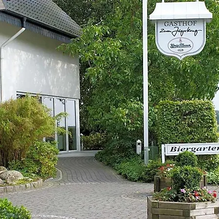Zum Jägerkrug 4*