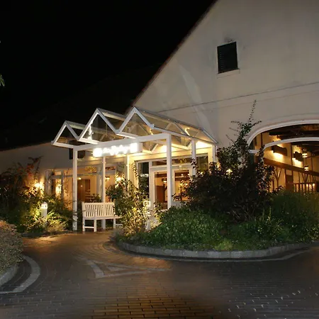 Zum Jaegerkrug Hotel