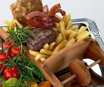 Hotel Zum Jaegerkrug 4*